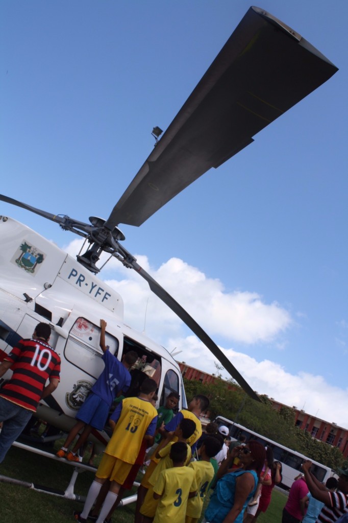 Centenas de pessoas prestigiam apresentação do Helicóptero Potiguar 01 no Centro Administrativo  (2)